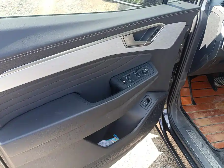 Volkswagen Talagon — миниатюра 7