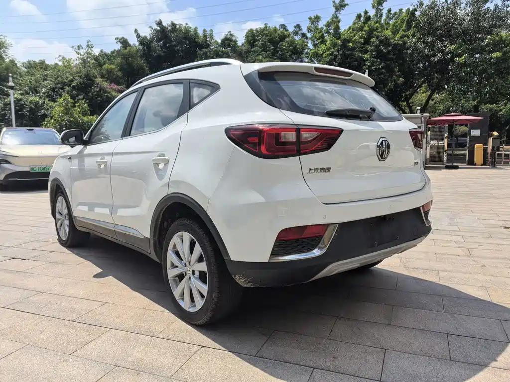 MG ZS — миниатюра 3