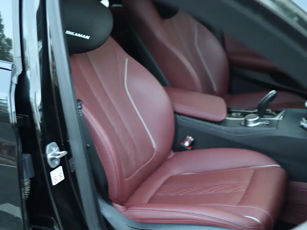 BMW 5 Series — миниатюра 26