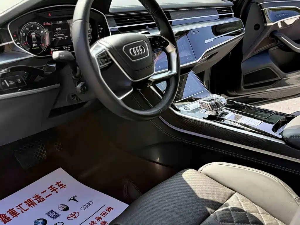 Audi A8 — миниатюра 10