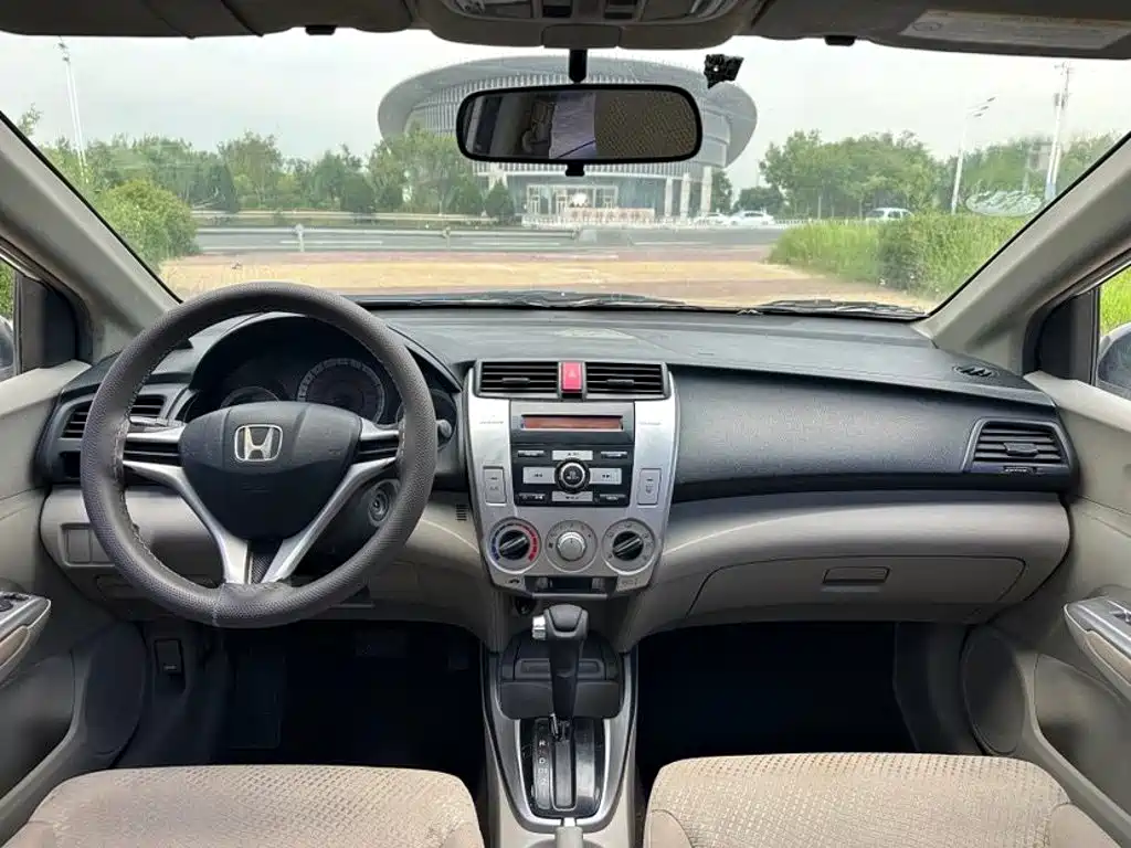 Honda City Classic — миниатюра 9