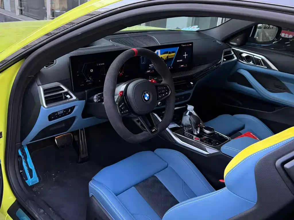 BMW M4 — миниатюра 5