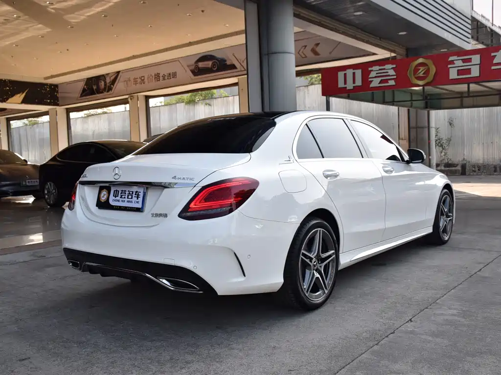 MERCEDES-BENZ C CLASS