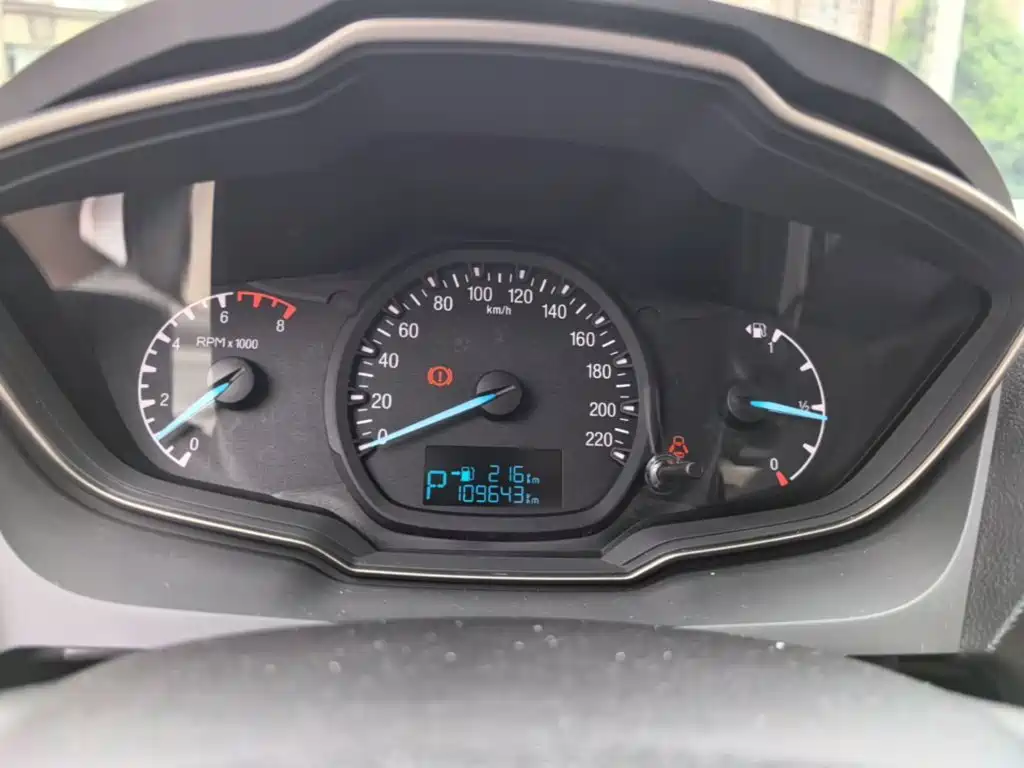 Ford Escort — миниатюра 12