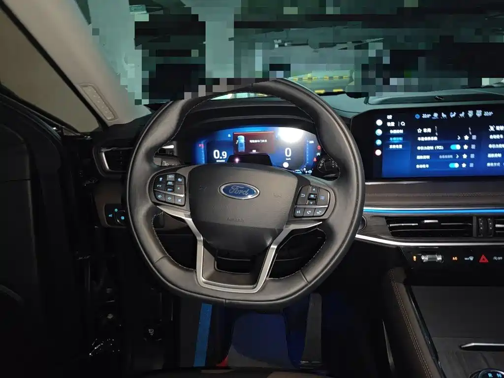 Ford Explorer — миниатюра 3