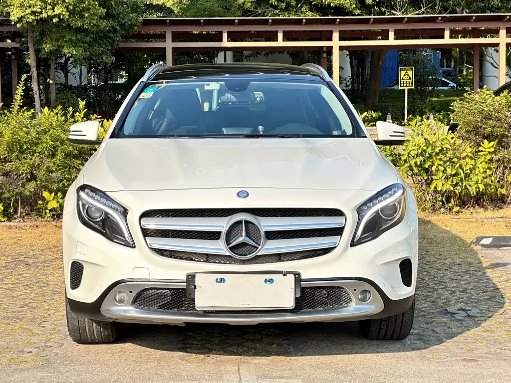 Mercedes-Benz GLA (Import) — миниатюра 2