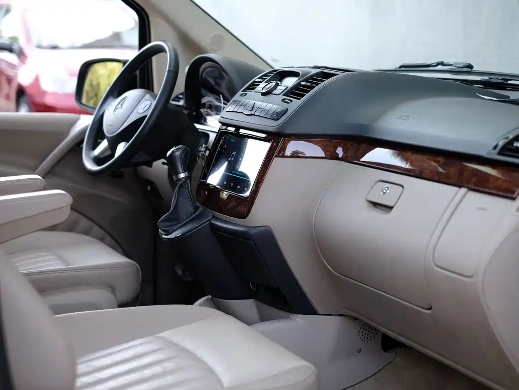 Mercedes-Benz Viano — миниатюра 55