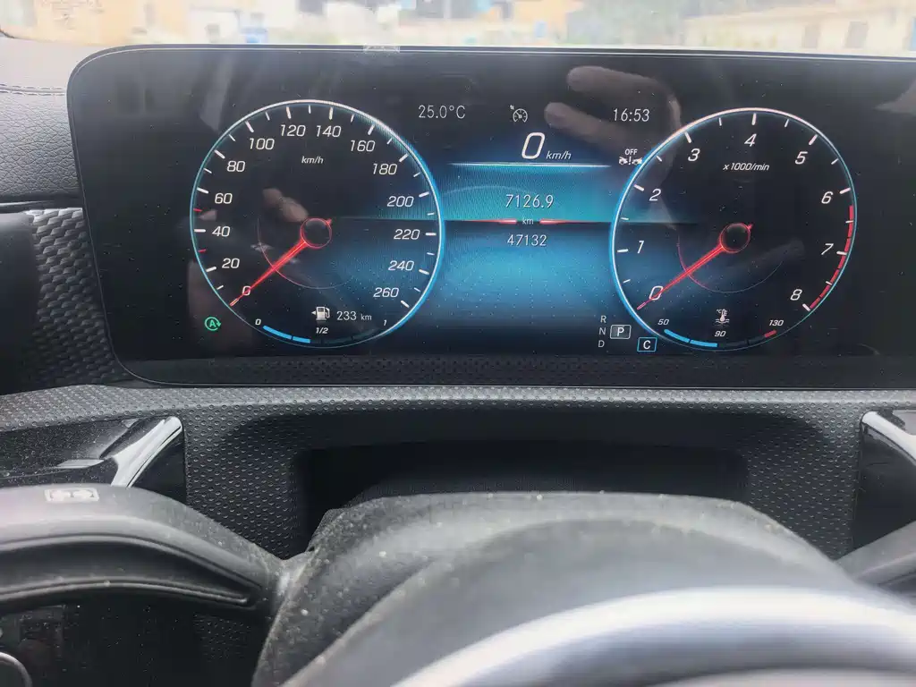Mercedes-Benz A-Class — миниатюра 7