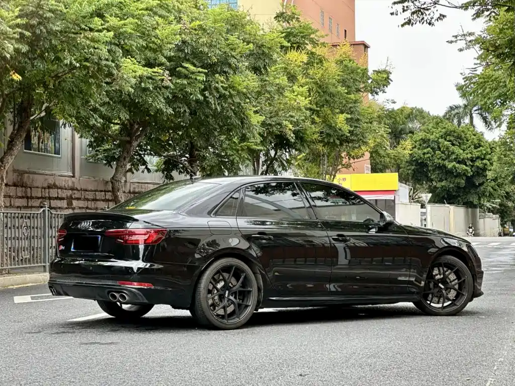 Audi S4 — миниатюра 7
