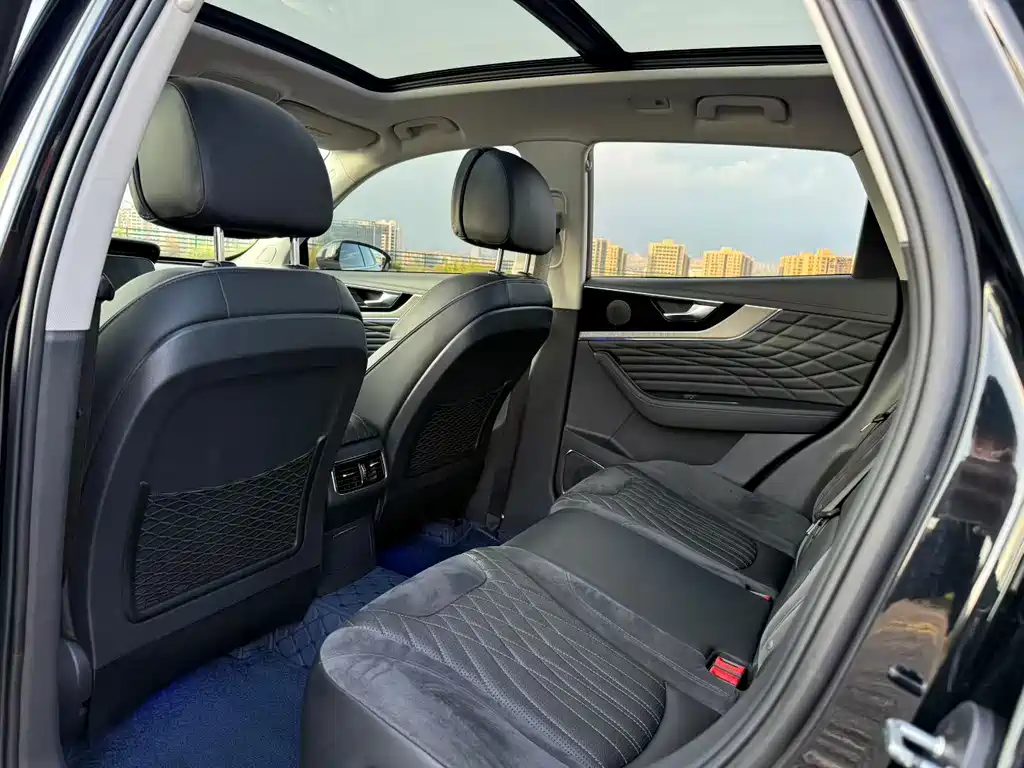 Hongqi Hongqi HS5 — миниатюра 9