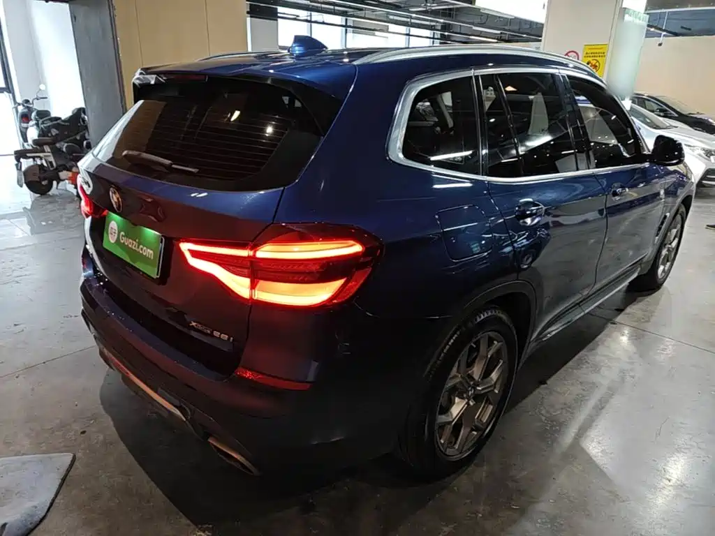 BMW X3 — миниатюра 7