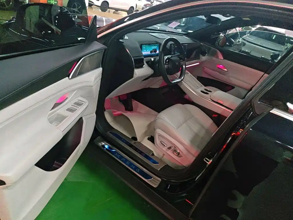 XPeng G9 — миниатюра 16