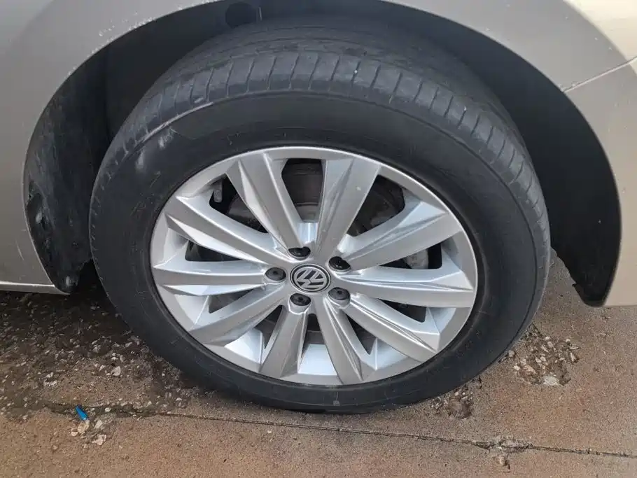 Volkswagen Bora 2019 1.5L MT Fashion V