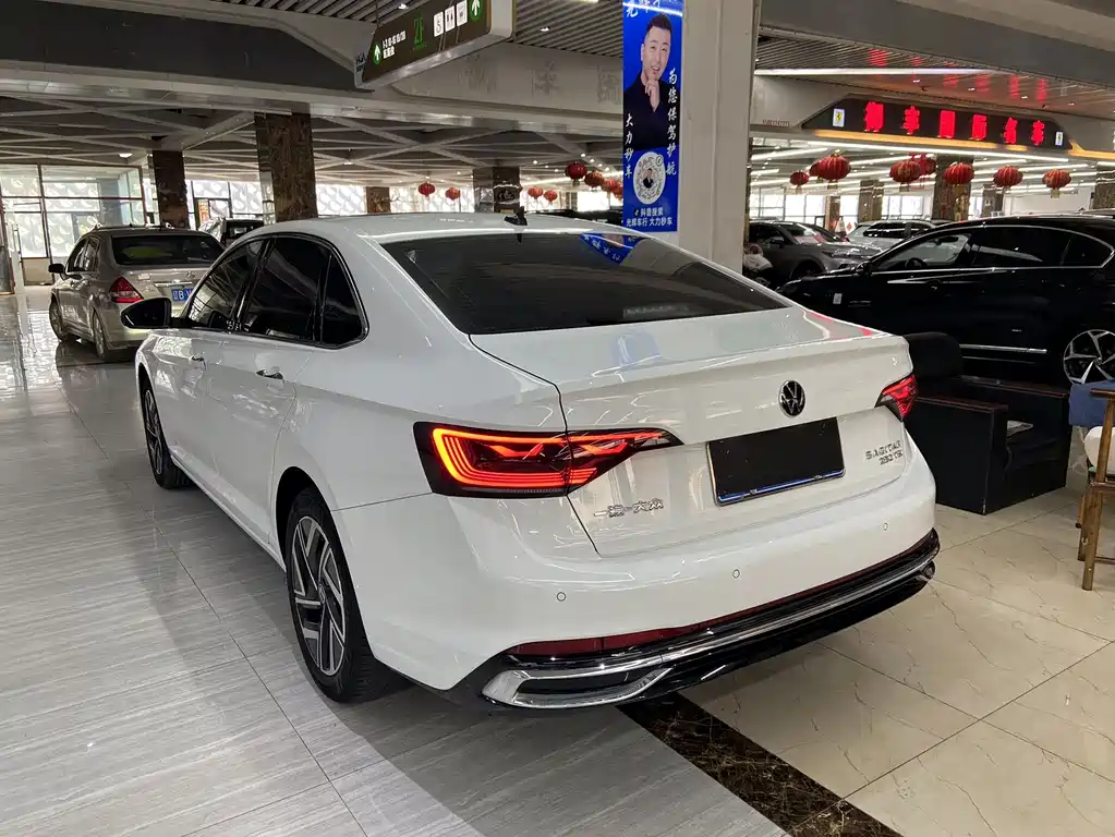 Volkswagen Sagitar 2023 280TSI DSG