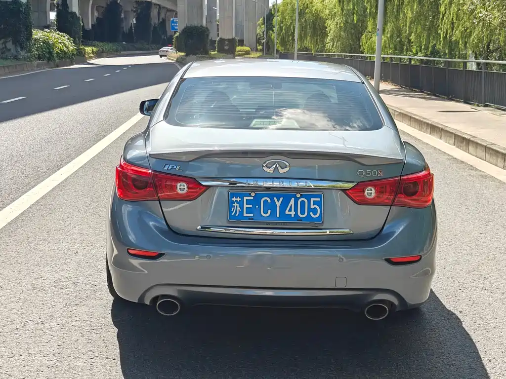 INFINITI Q50