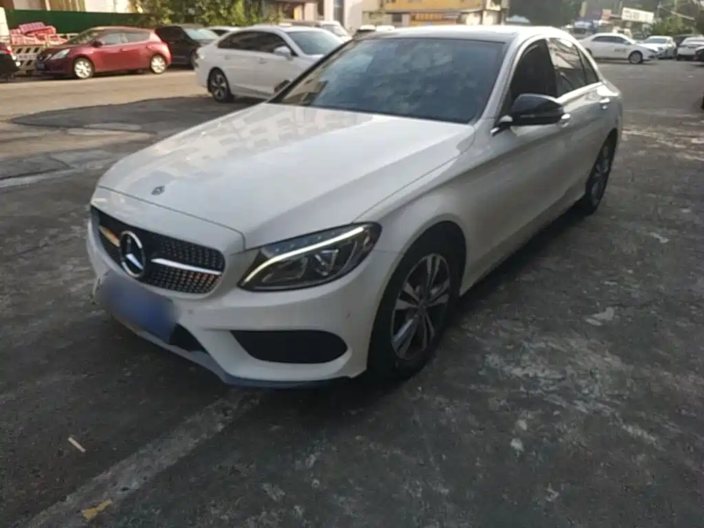Mercedes-Benz C-Class — миниатюра 2