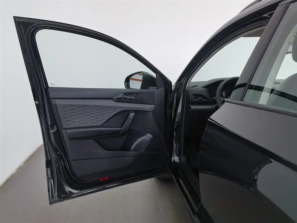 Volkswagen Tharu 2021 280TSI