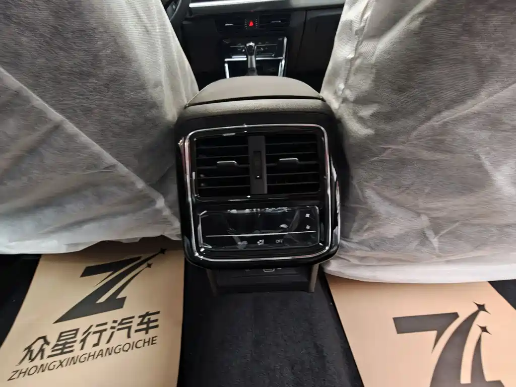 VOLKSWAGEN PASSAT NEW ENERGY