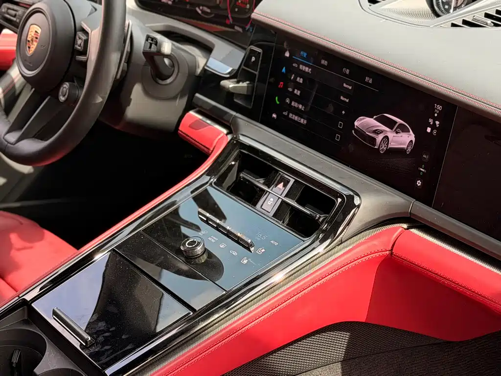 Porsche Panamera — миниатюра 13