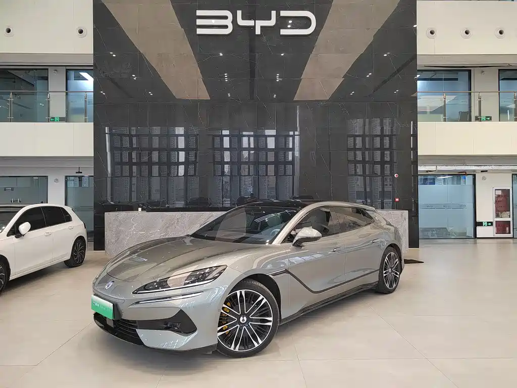 Denza Denza Z9GT 2024