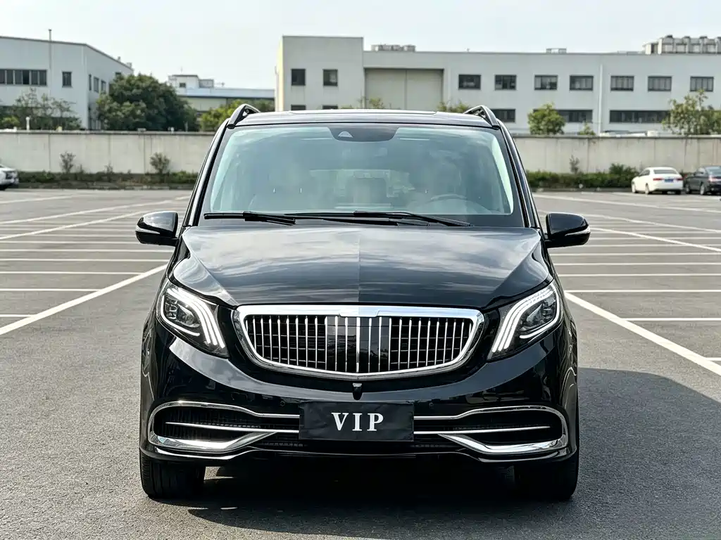Mercedes-Benz V-Class — миниатюра 2