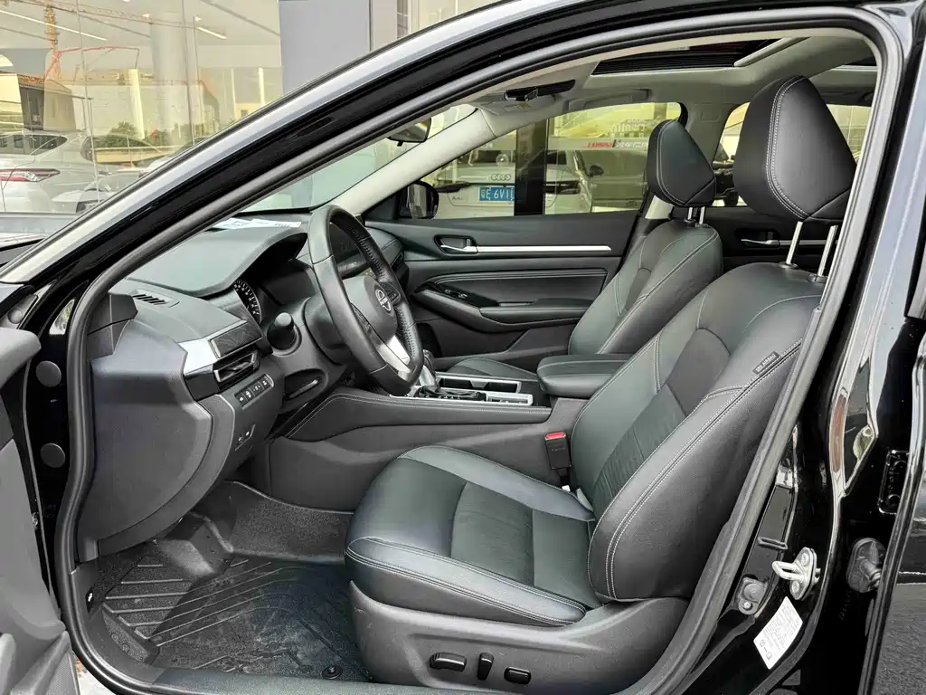 Nissan Teana — миниатюра 4