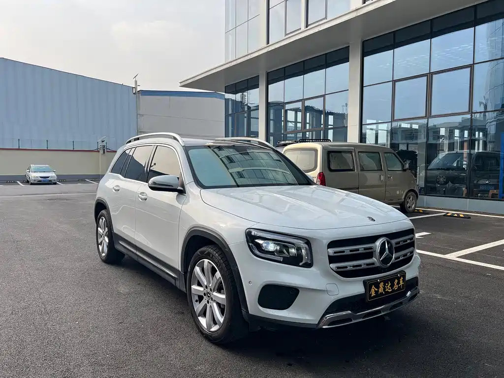 Mercedes-Benz GLB — миниатюра 3