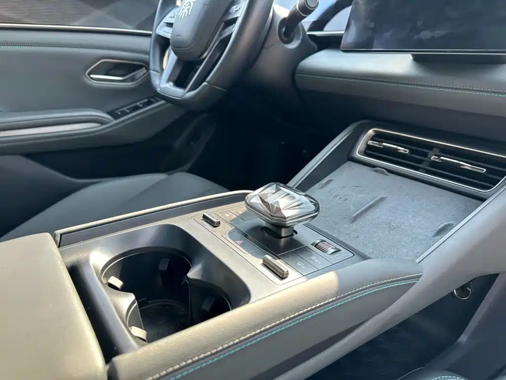 BYD Qin L — миниатюра 18