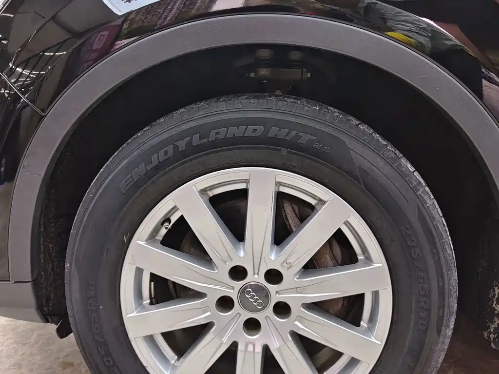 Audi Q7 — миниатюра 16