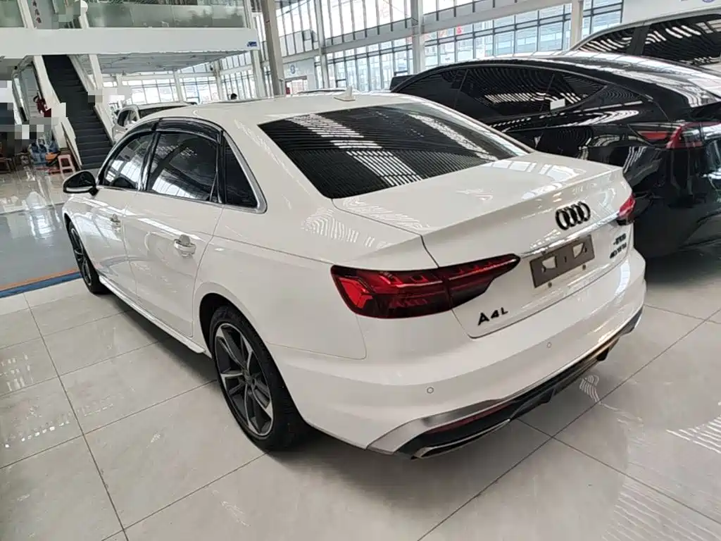 Audi A4L — миниатюра 5