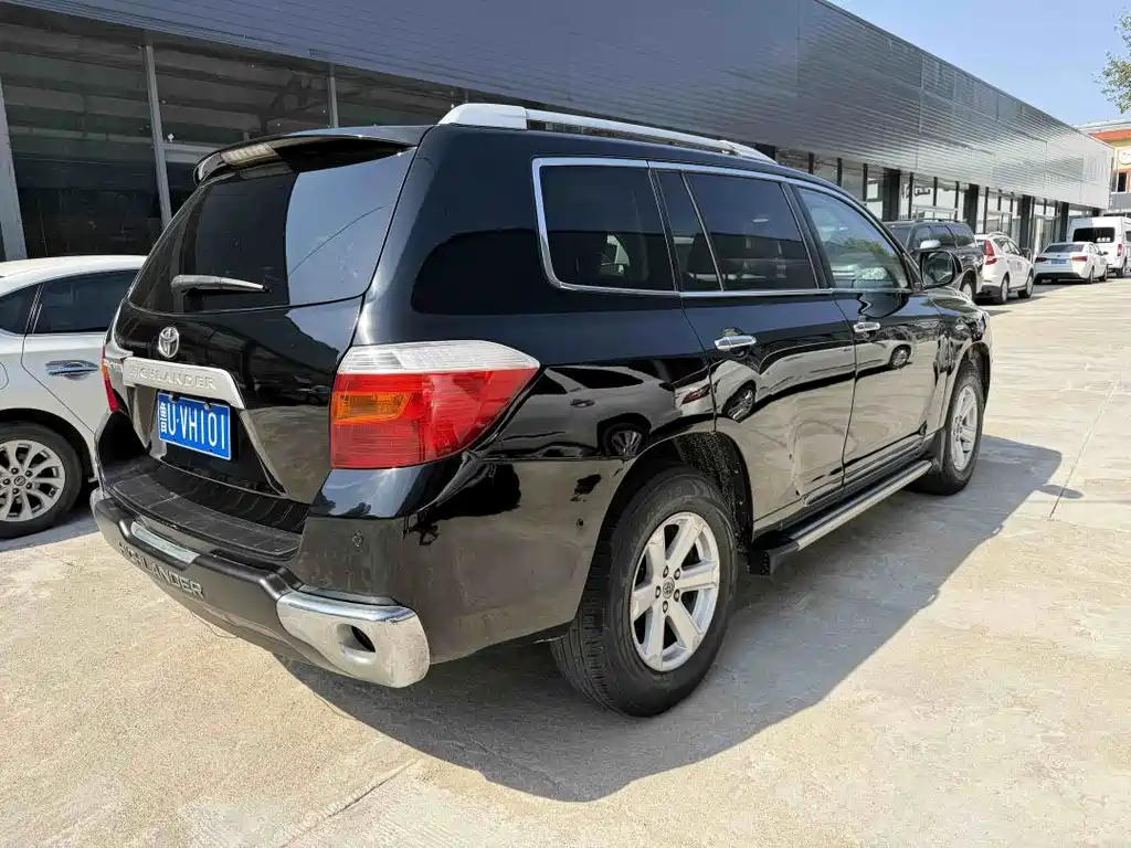 Toyota Highlander — миниатюра 3