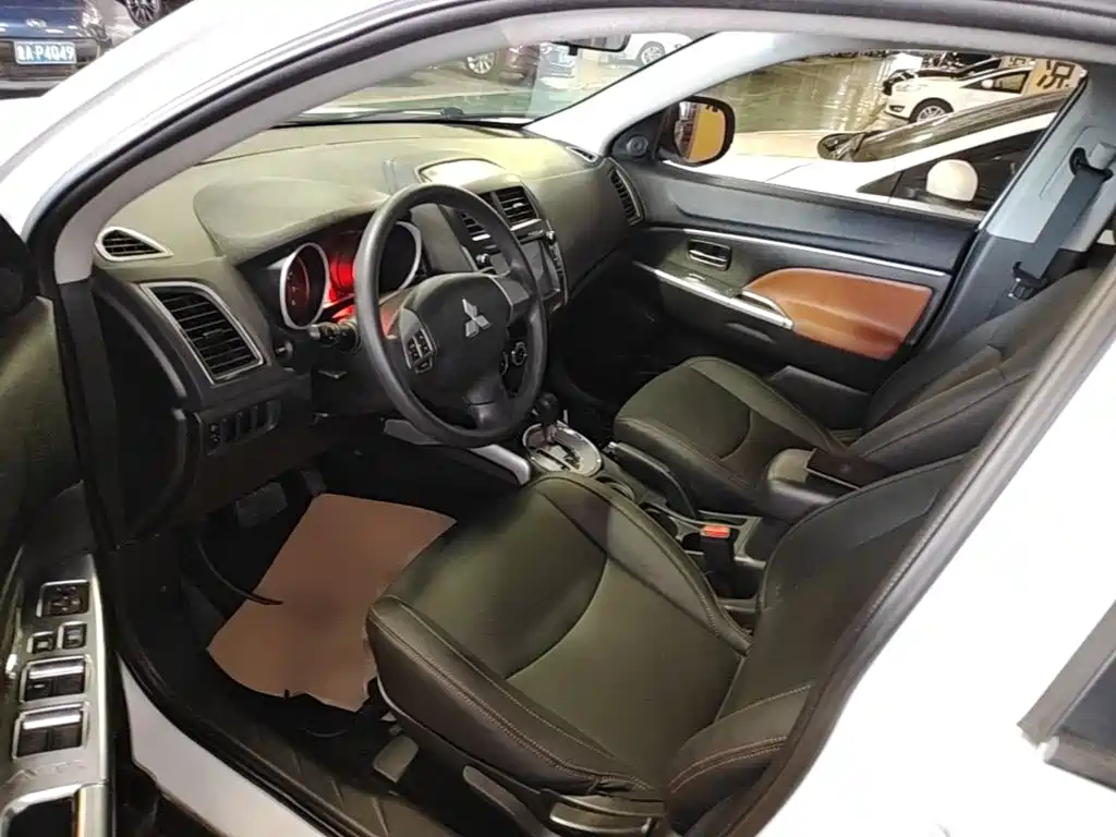 Mitsubishi ASX — миниатюра 15