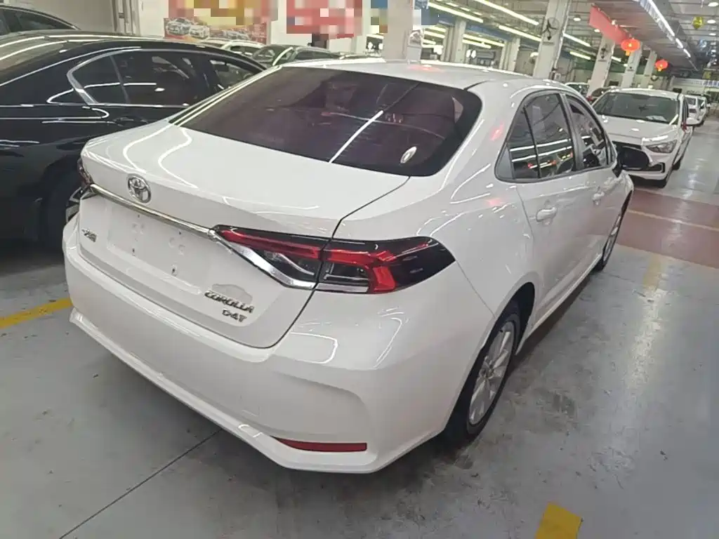 Toyota Corolla — миниатюра 7