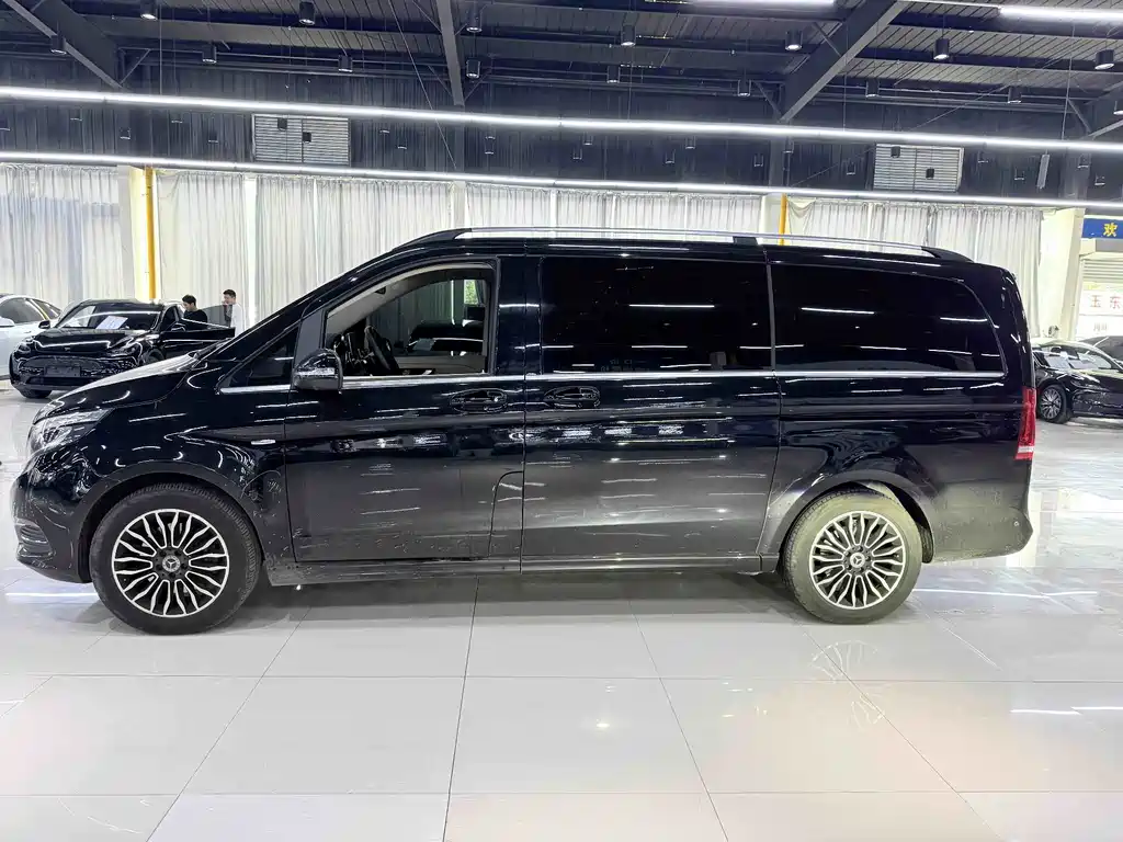Mercedes-Benz V-Class — миниатюра 5