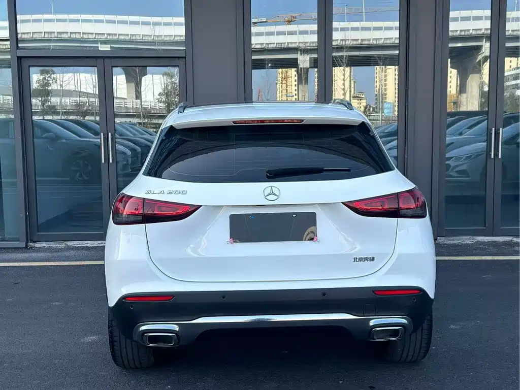 Mercedes-Benz GLA — миниатюра 11