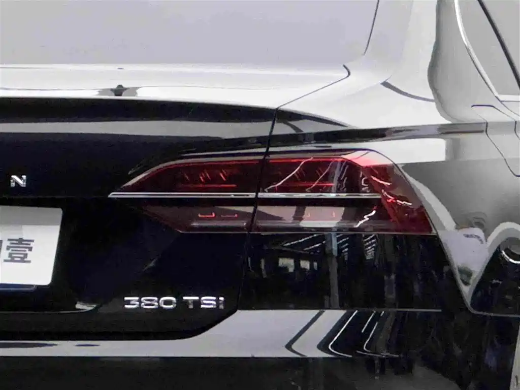 Volkswagen Phideon — миниатюра 6