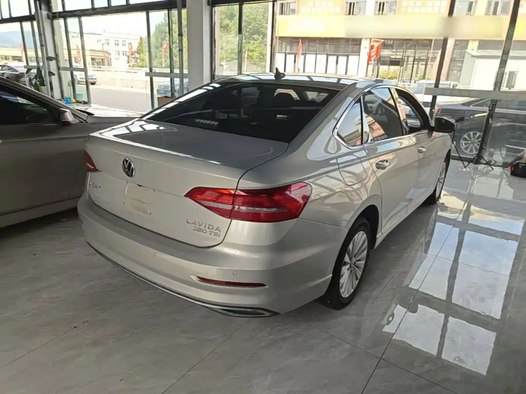 Volkswagen Lavida — миниатюра 7