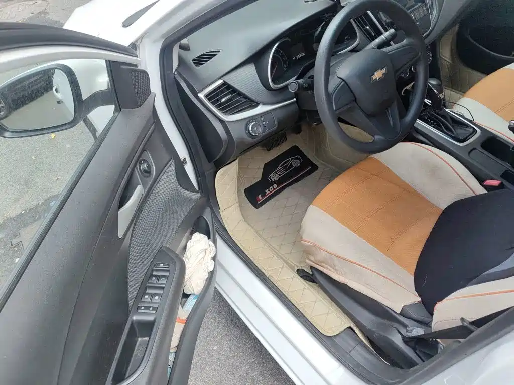 Chevrolet Cavalier — миниатюра 14