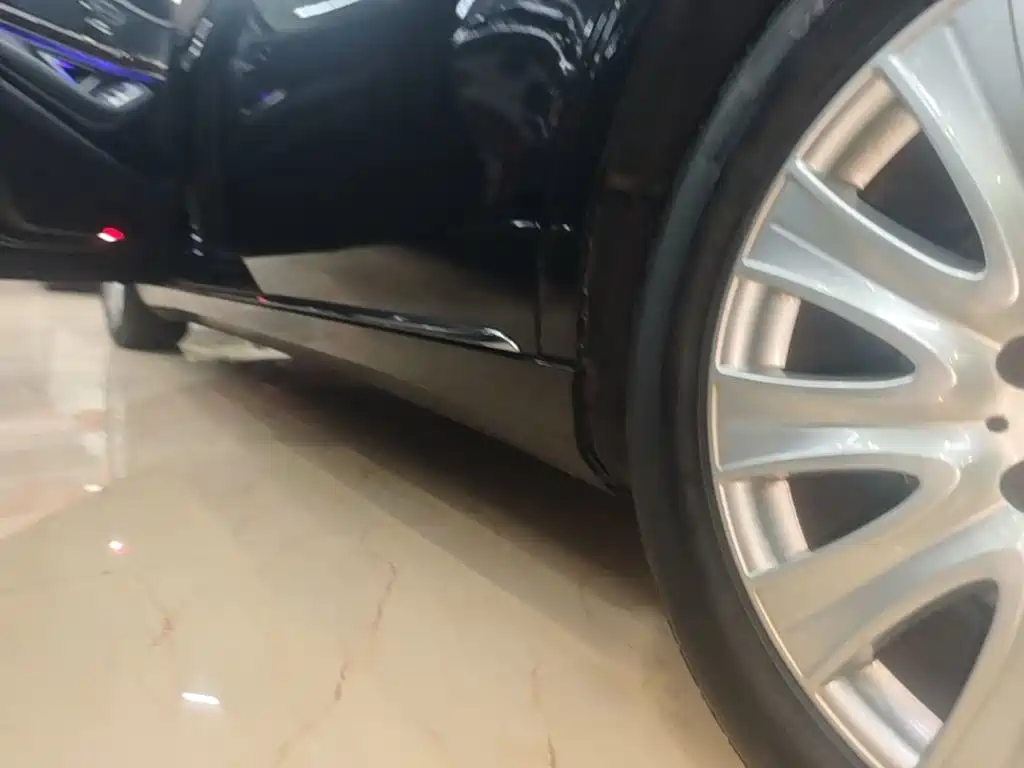 Mercedes-Benz S-Class — миниатюра 22