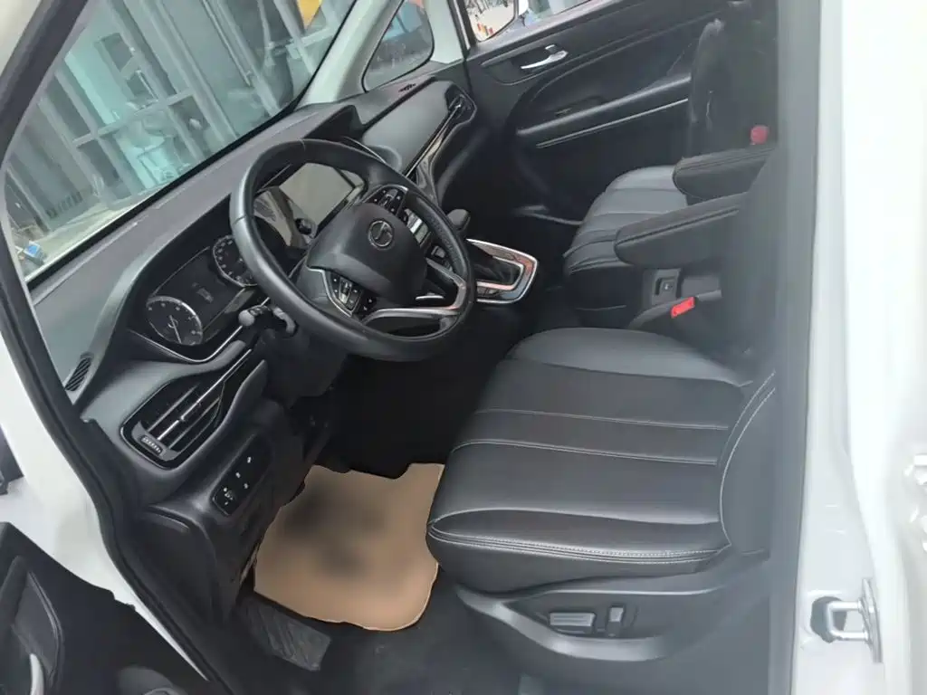 GAC Motor Trumpchi M6 — миниатюра 15