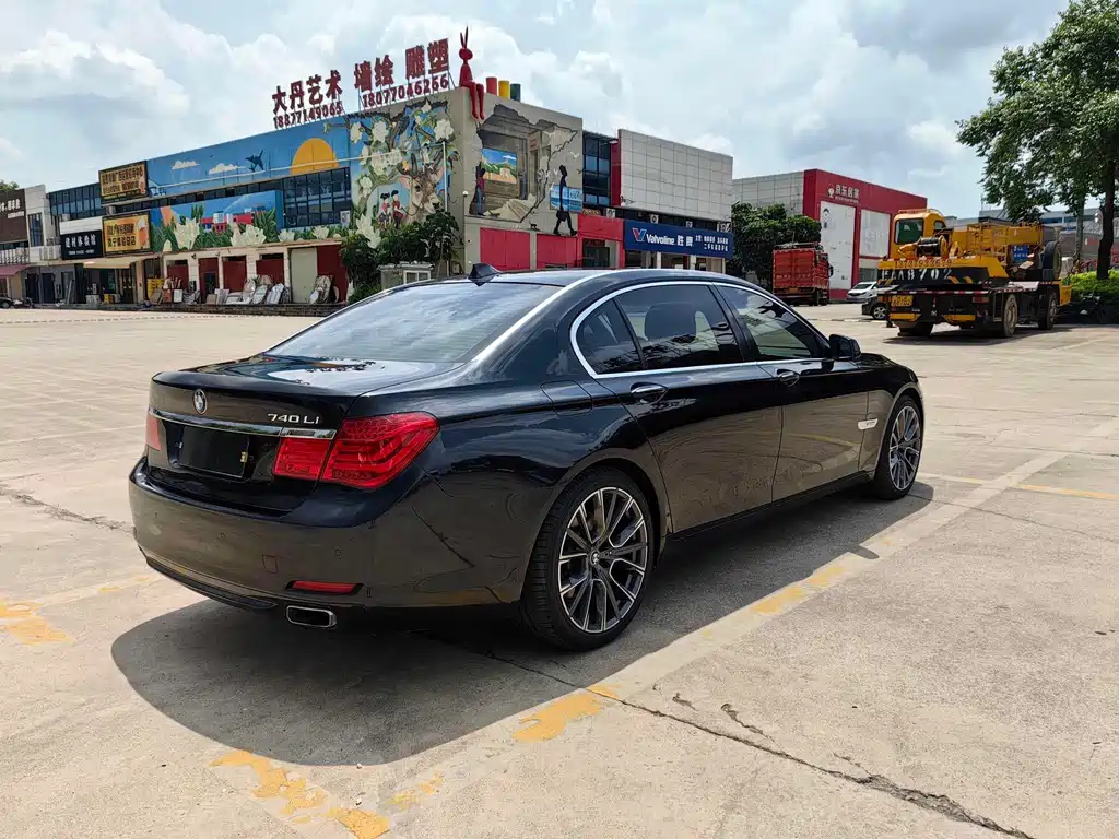 BMW 7 Series 7 2009 740Li Lead