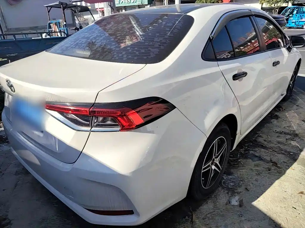 Toyota Corolla — миниатюра 7