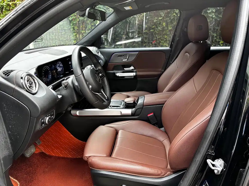 Mercedes-Benz GLB — миниатюра 14