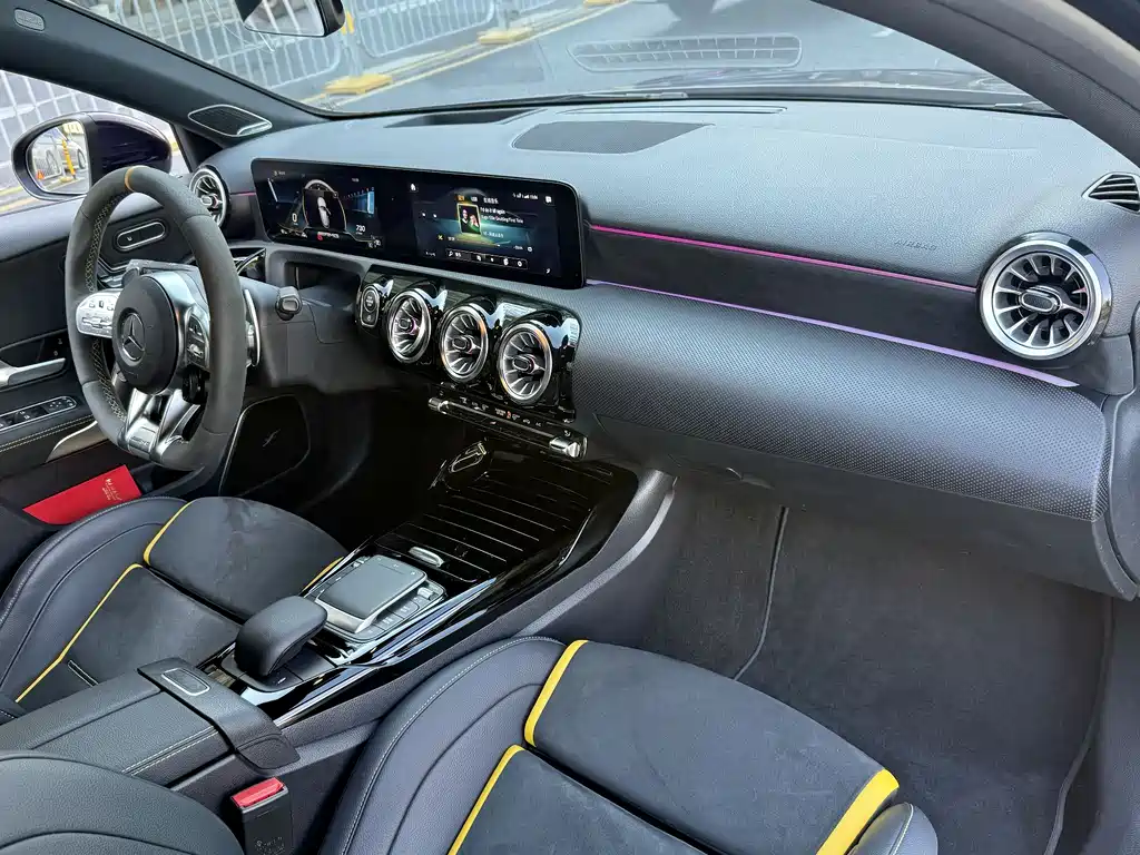 MERCEDES-BENZ A CLASS AMG