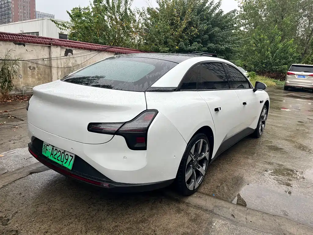 XPeng MONA M03 — миниатюра 9