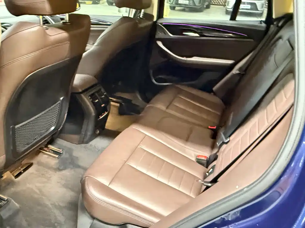 BMW X3 — миниатюра 11