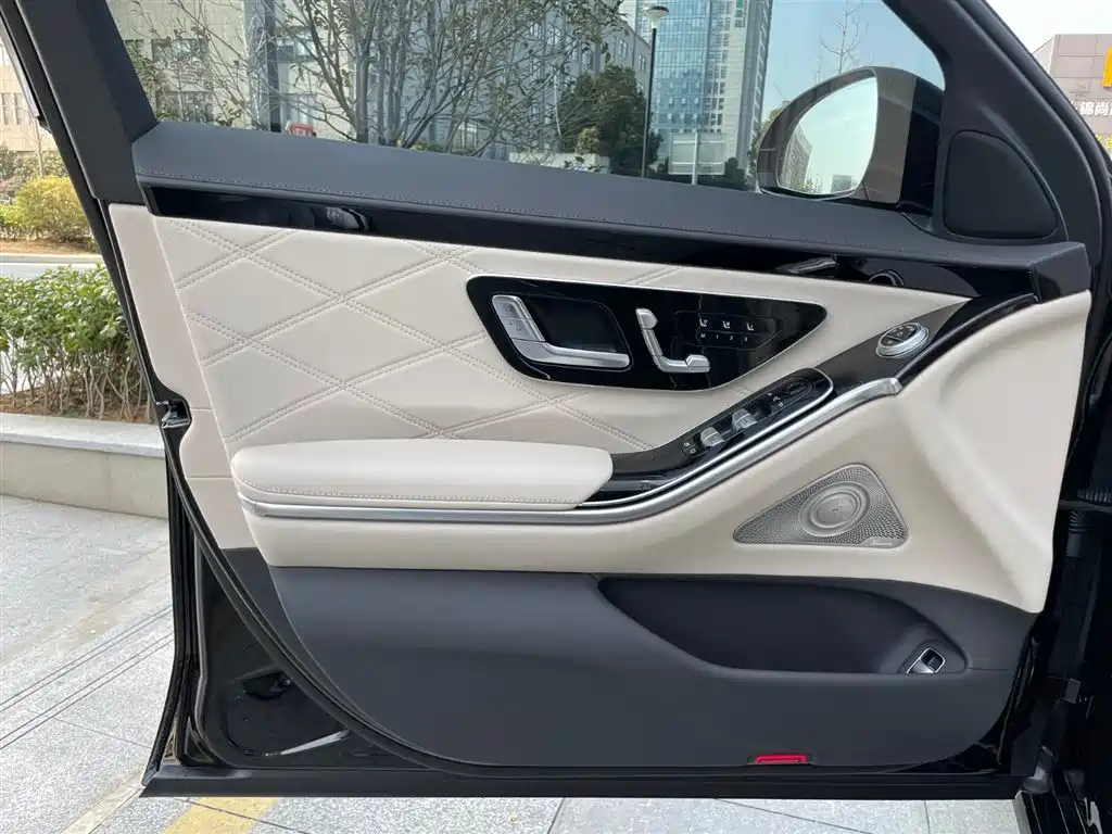 MERCEDES-BENZ MAYBACH S CLASS