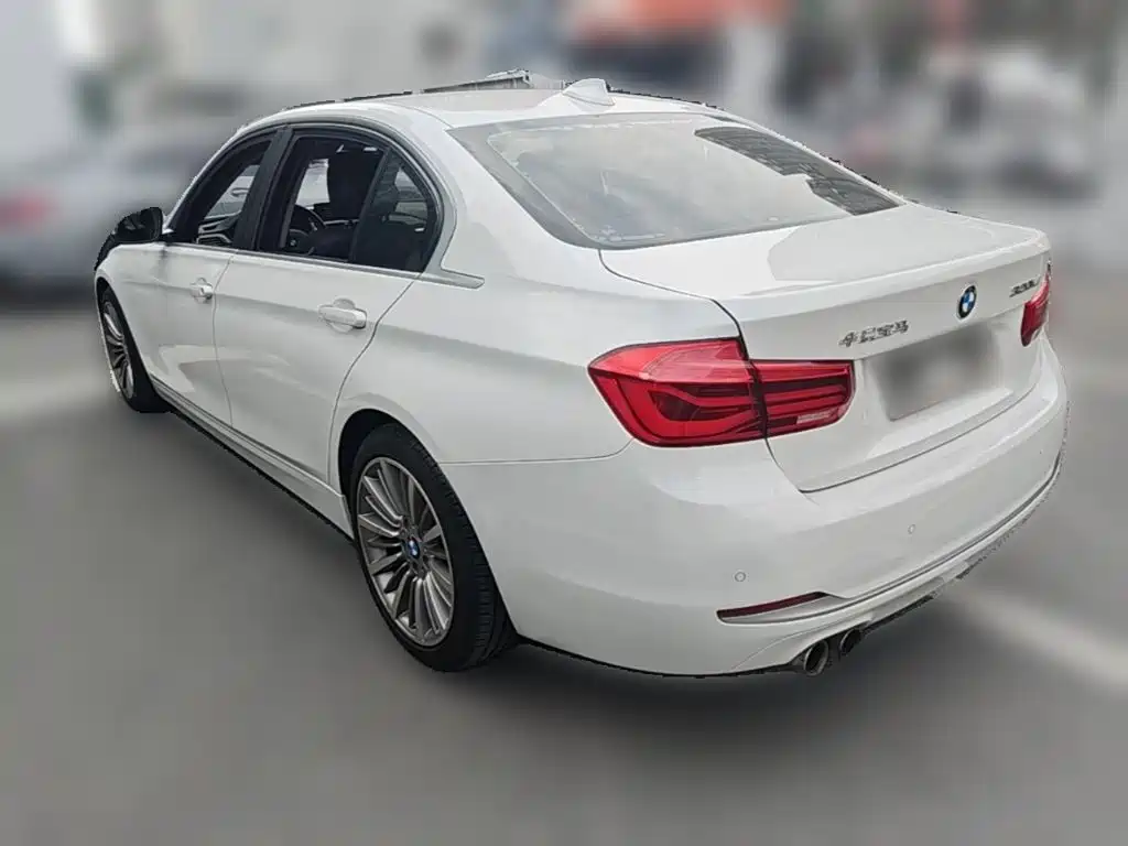 BMW 3 Series — миниатюра 7