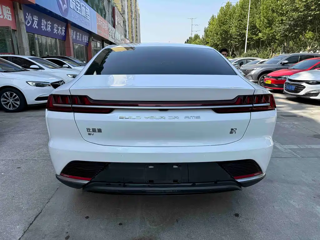 BYD Han — миниатюра 6