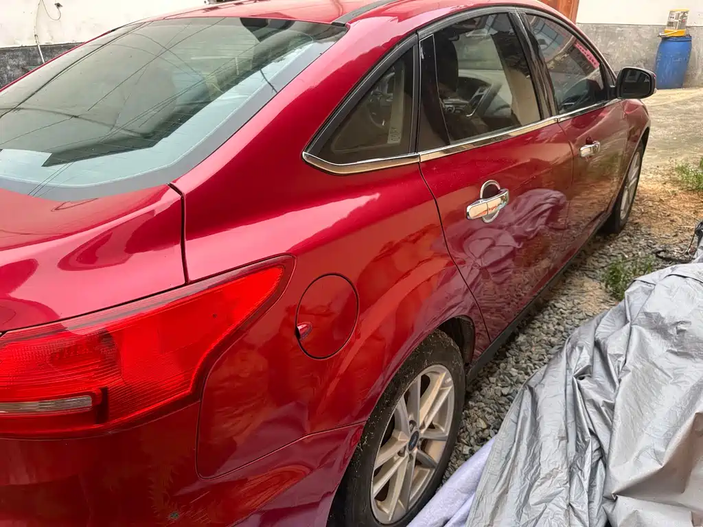 Ford Focus — миниатюра 8